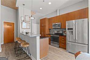 943 Peachtree ST NE 2002