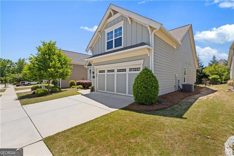 3826 English Oak DR SW