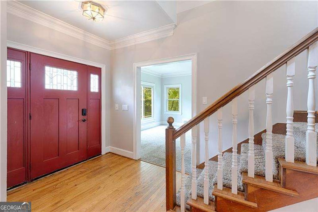 Photo of 3288 Crawford Circle, Marietta, GA 30066 (MLS # 10631307)