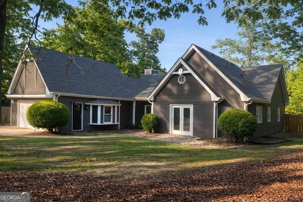 Photo of 2121 PROSPECT Road, Lawrenceville, GA 30043 (MLS # 10738954)