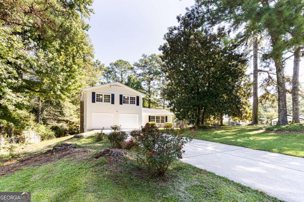 Photo of 680 Emerald Forest Circle, Lawrenceville, GA 30044 (MLS # 10846736)