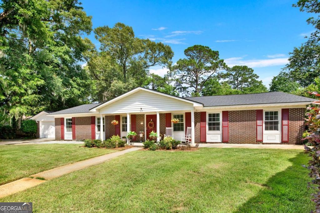 Photo of 1315 Grace Drive, Savannah, GA 31406 (MLS # 10796321)