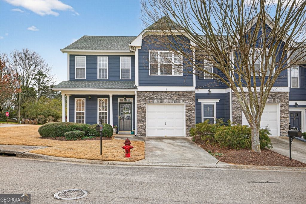 Photo of 6364 Shoreview Circle, Flowery Branch, GA 30542 (MLS # 10708588)