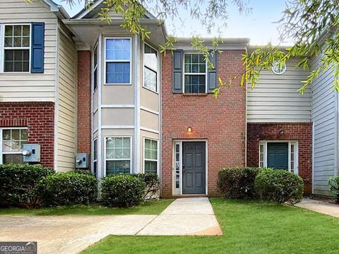 Photo of 394 Brookview Drive, Riverdale, GA 30274 (MLS # 10636996)