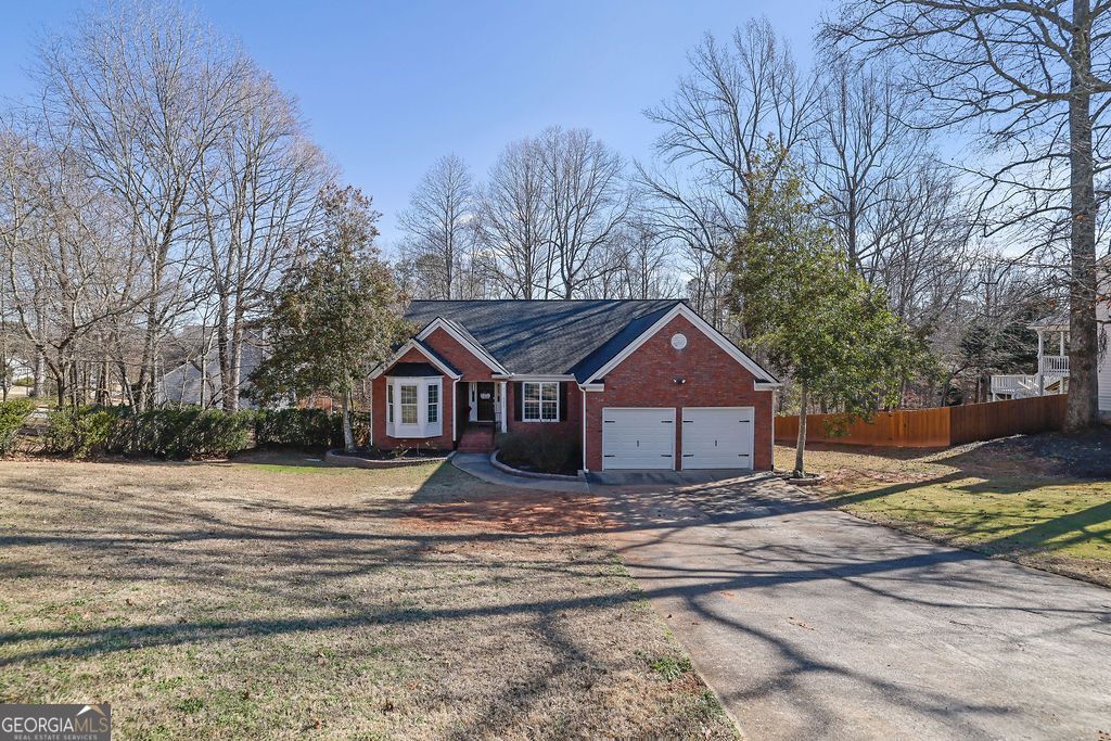 Photo of 5255 Tallantworth Crossing, Cumming, GA 30040 (MLS # 10673772)