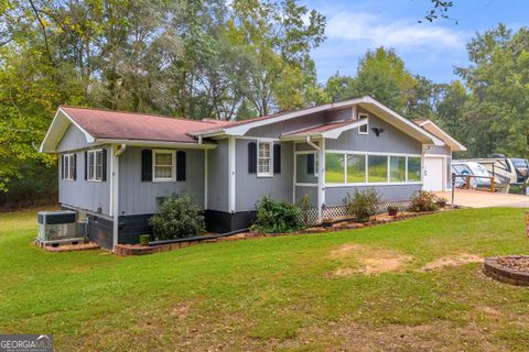 A home in Carnesville