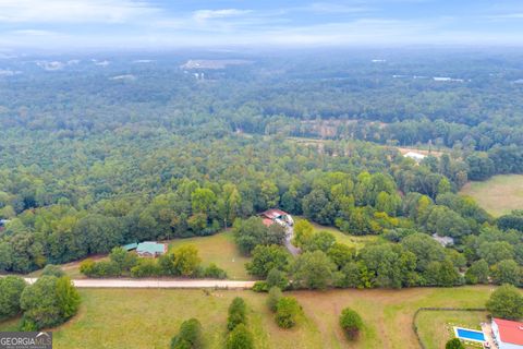 A home in Carnesville