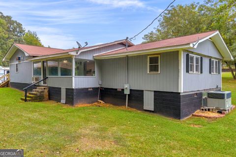 A home in Carnesville