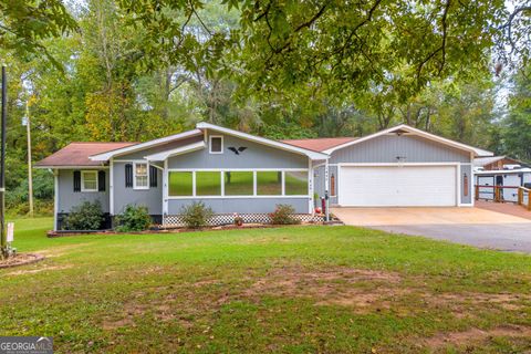 A home in Carnesville