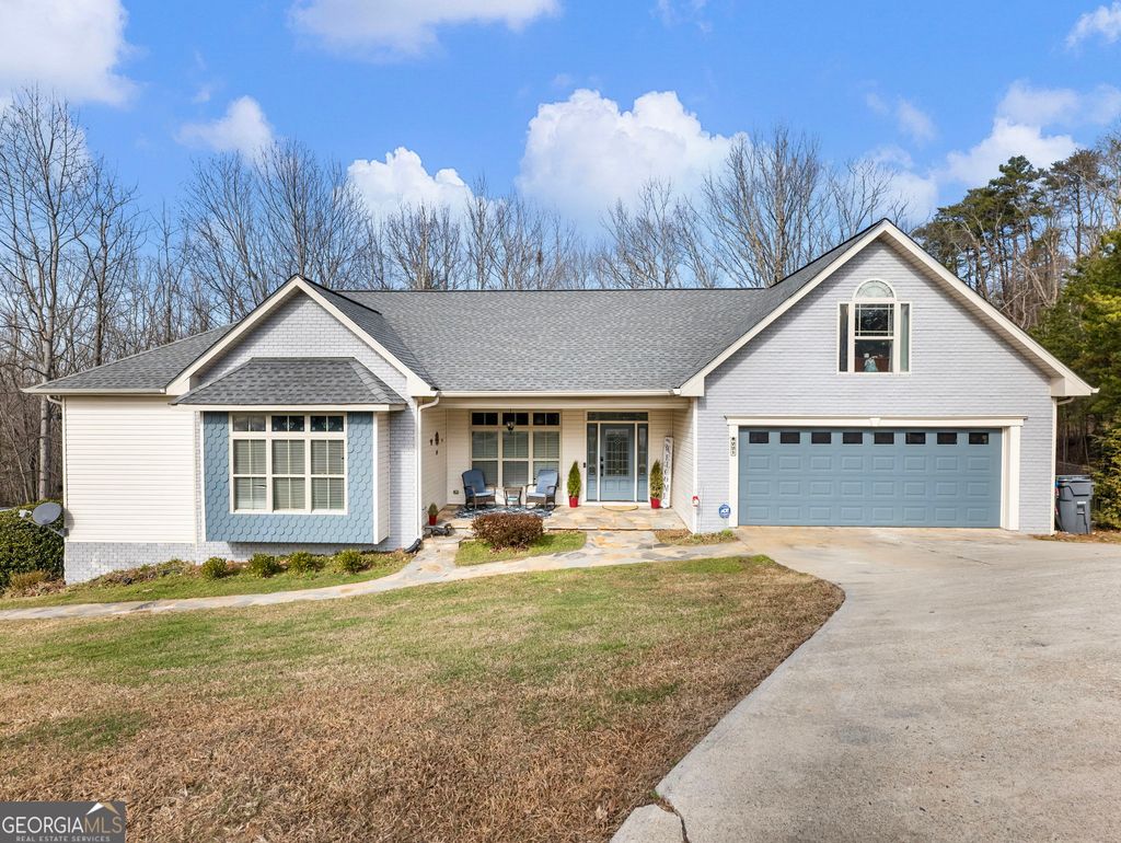 Photo of 221 Grand View Drive, Cleveland, GA 30528 (MLS # 10678881)