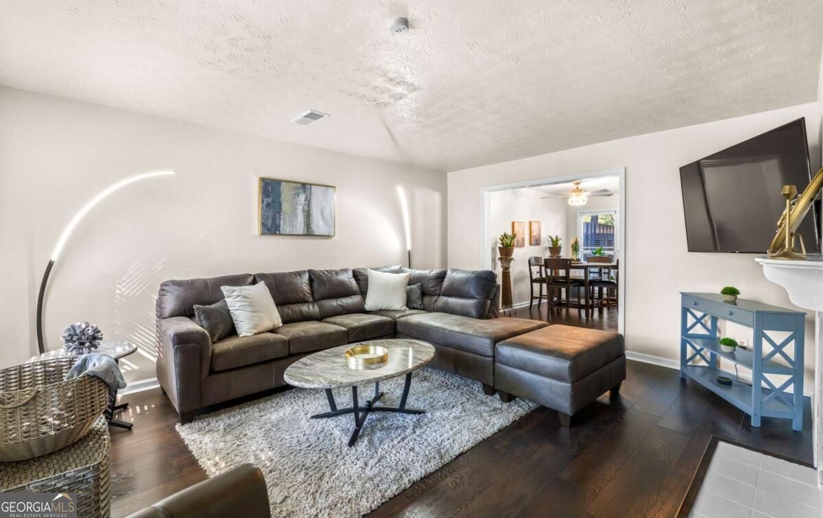 4148 Paddington DR