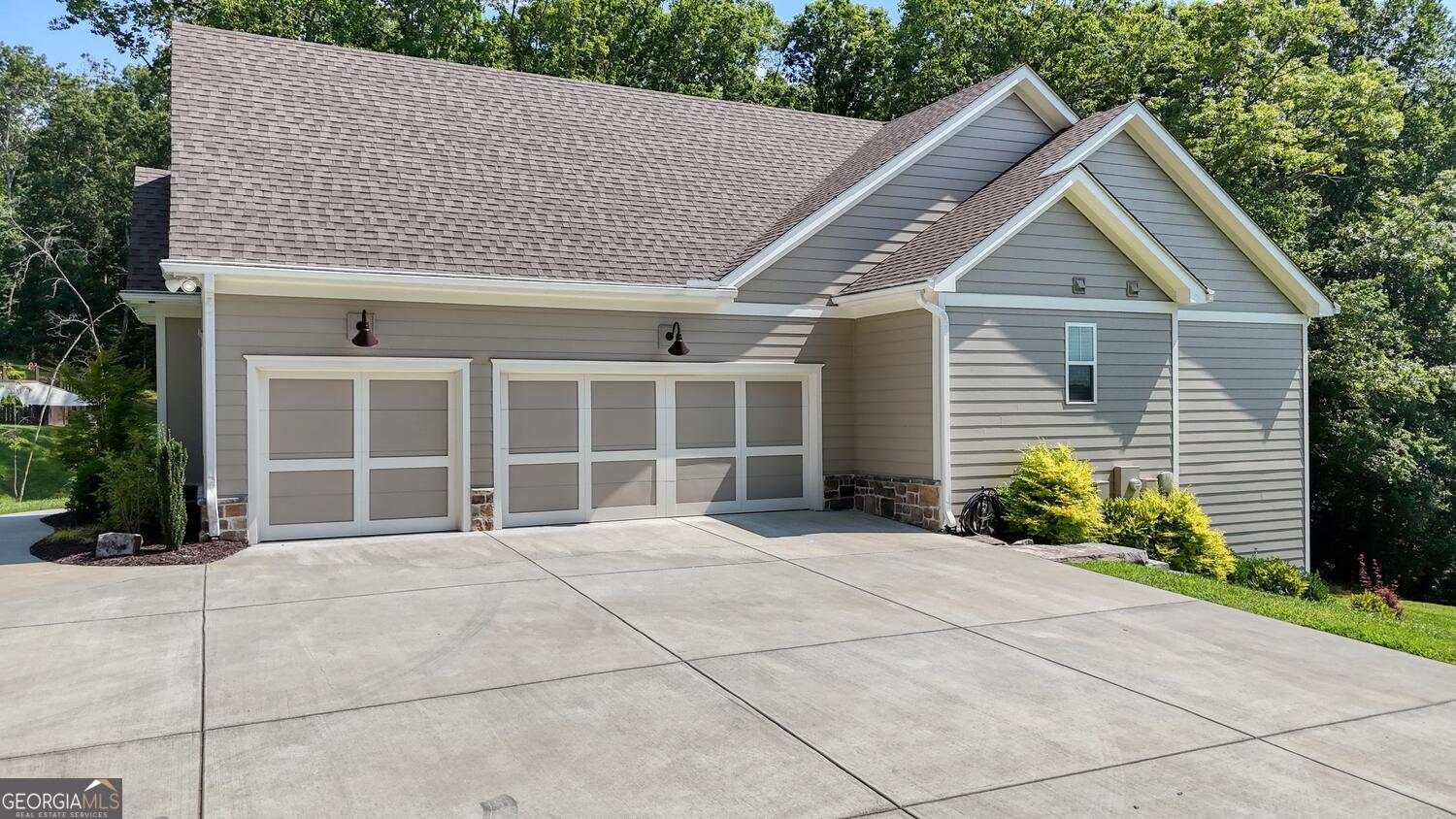 888 Reserve RD