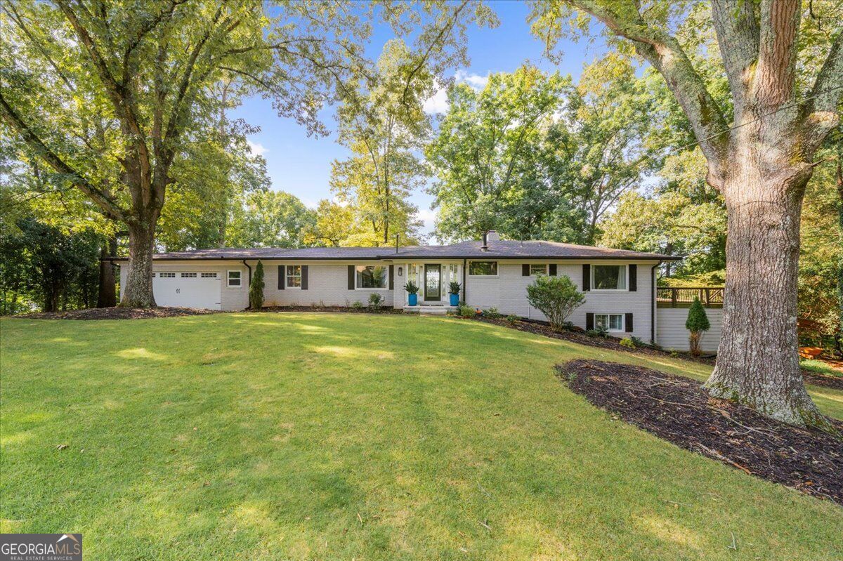 3380 Barry LN