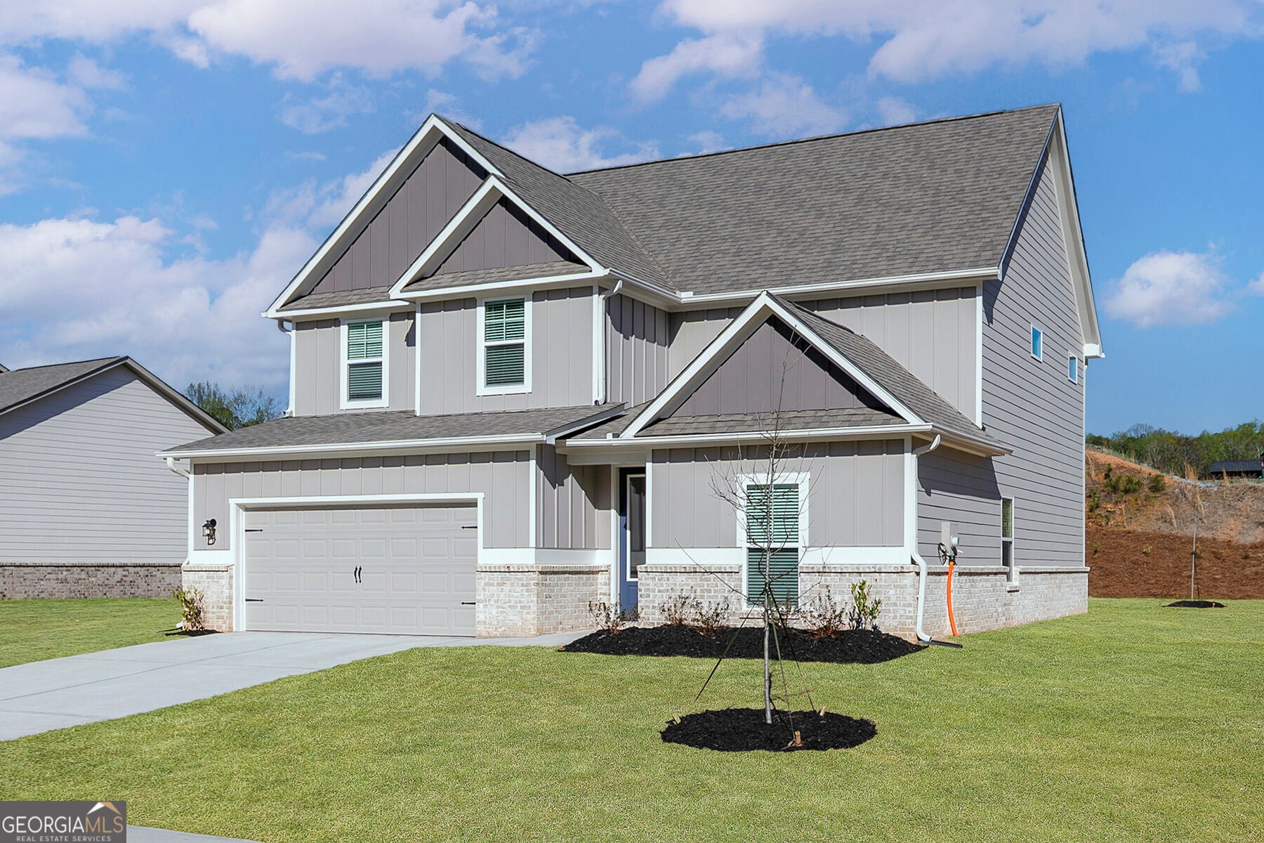 568 Cantrell DR