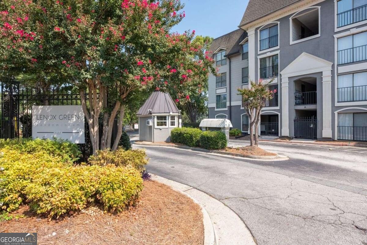 2657 Lenox RD NE A-1