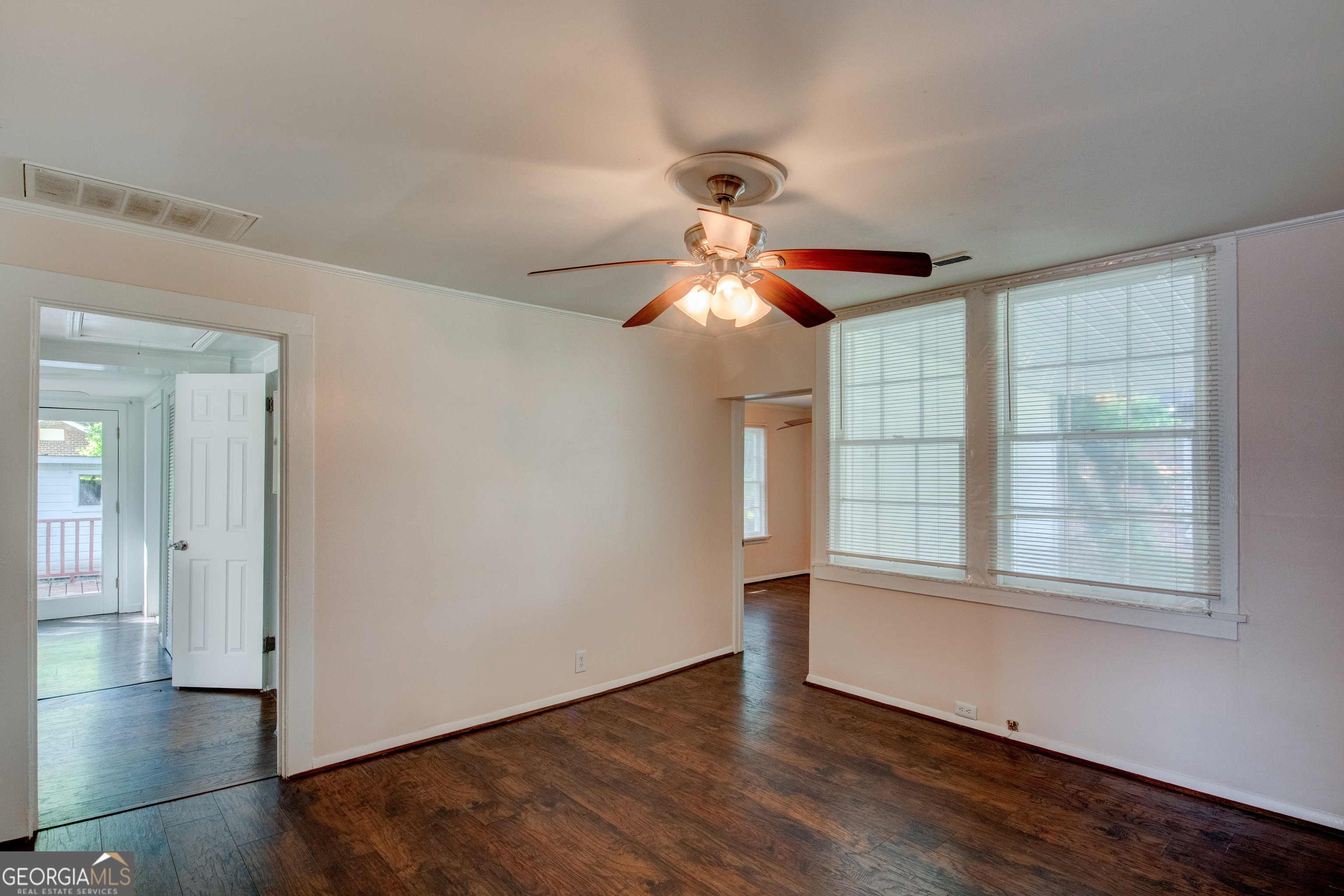 35 Elmwood ST NE