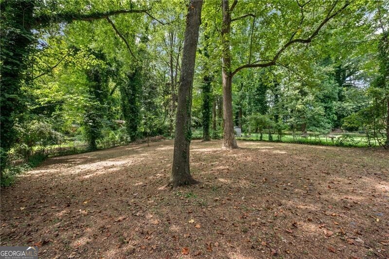 Leeward Walk - Residential Lease