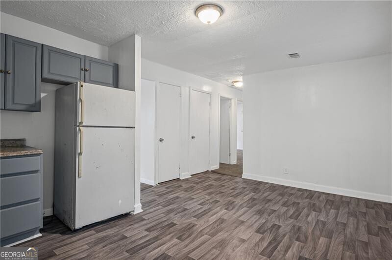 Leeward Walk - Residential Lease