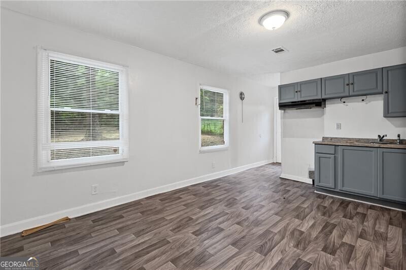 Leeward Walk - Residential Lease