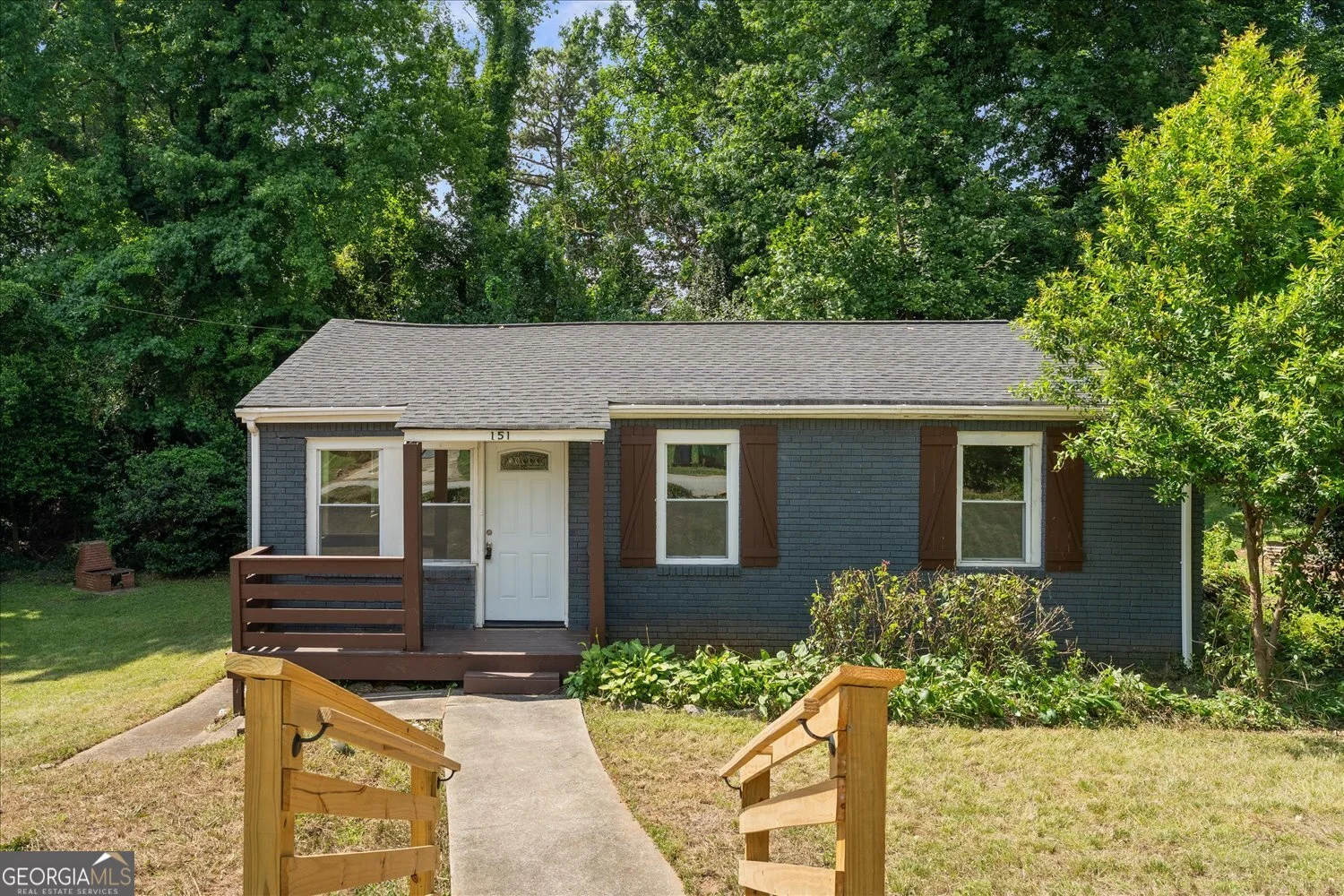 151 Magnolia Terrace