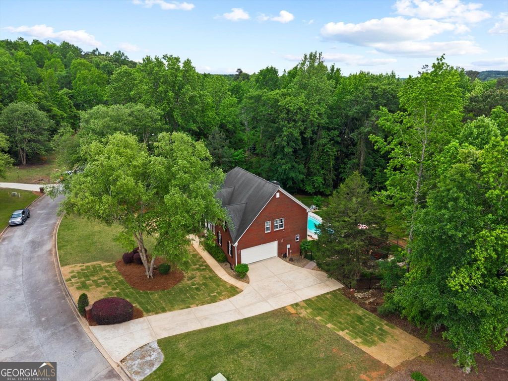 Photo of 85 Costleys Bridge Drive, Oxford, GA 30054 (MLS # 10761125)