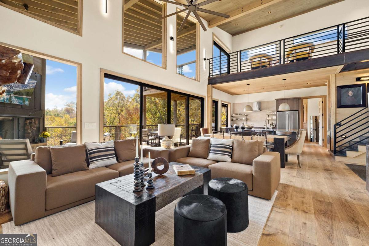 142 Sequoyah Ridge