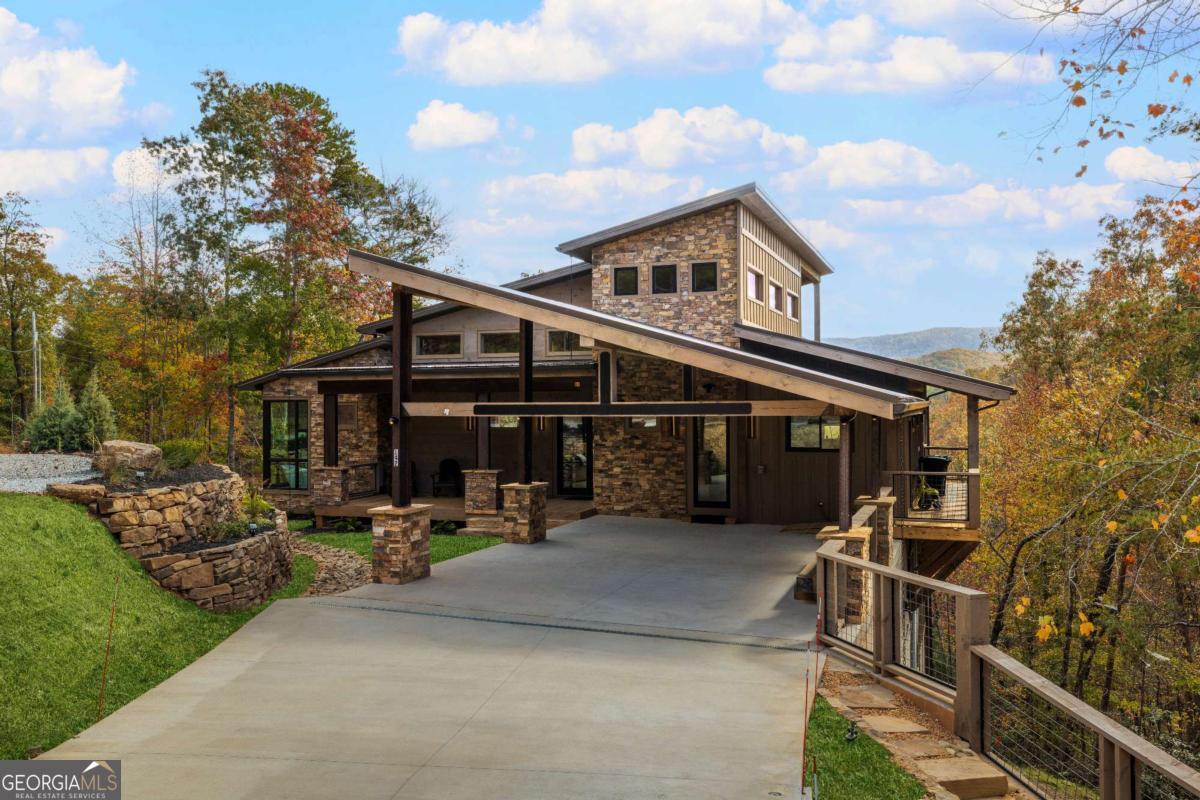 142 Sequoyah Ridge