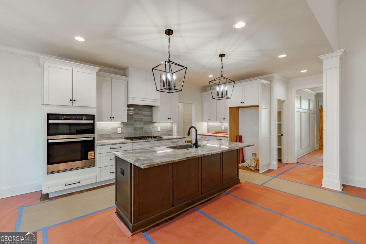 2114 Malcom Estates DR