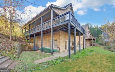 A home in Toccoa