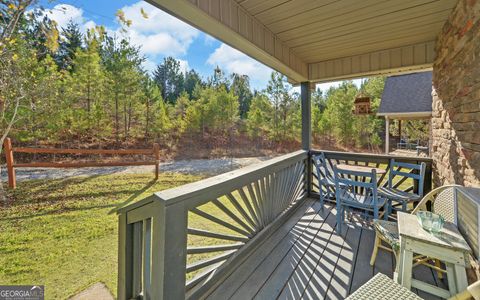 A home in Toccoa