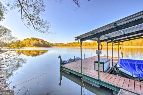 A home in Toccoa