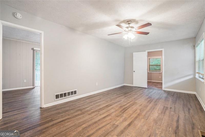 4442 CEDAR RIDGE