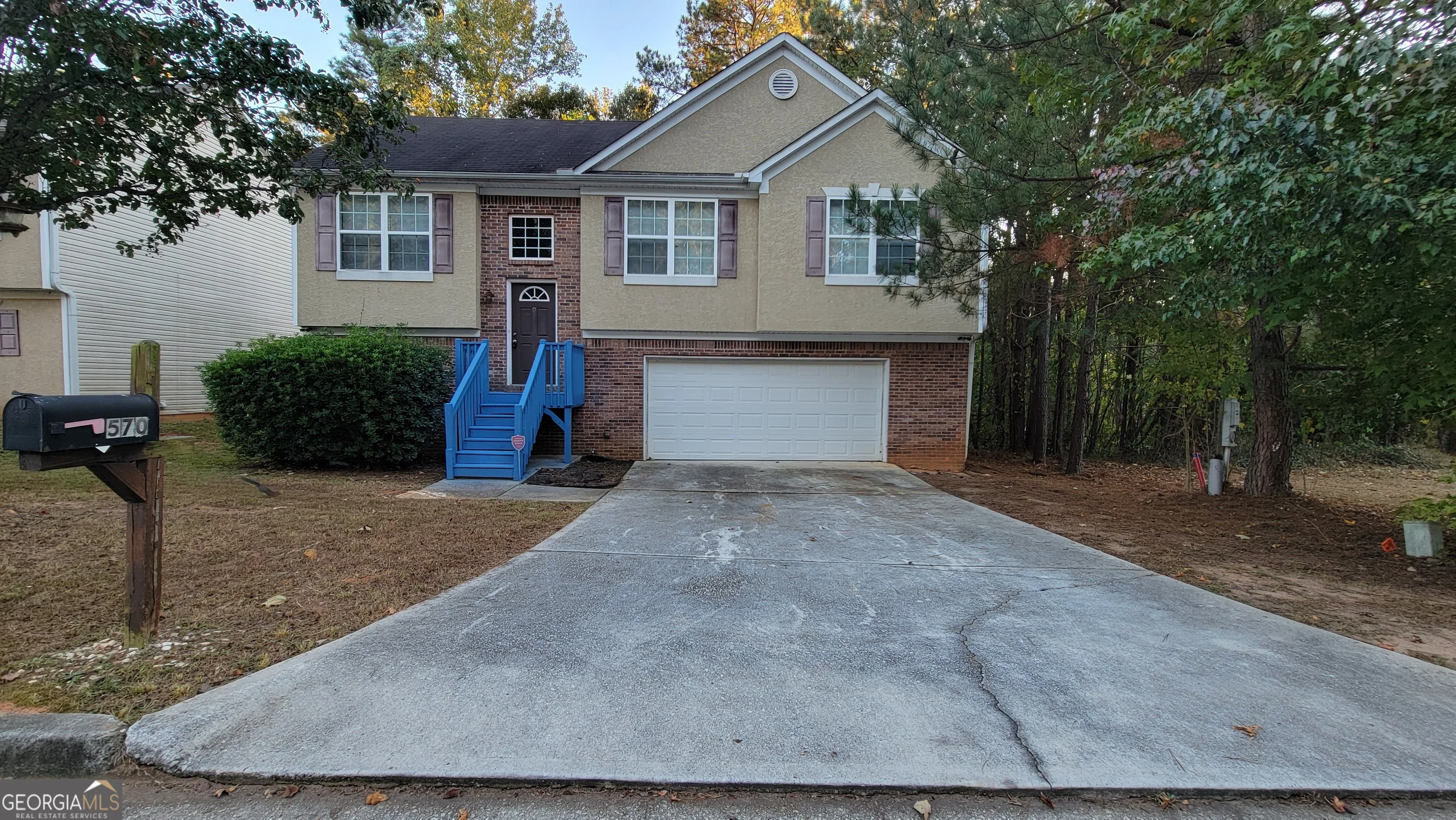 570 Sycamore Drive