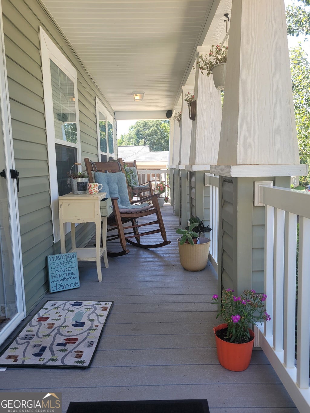 Photo of 14 Redwood Circle, Newnan, GA 30263 (MLS # 10849421)
