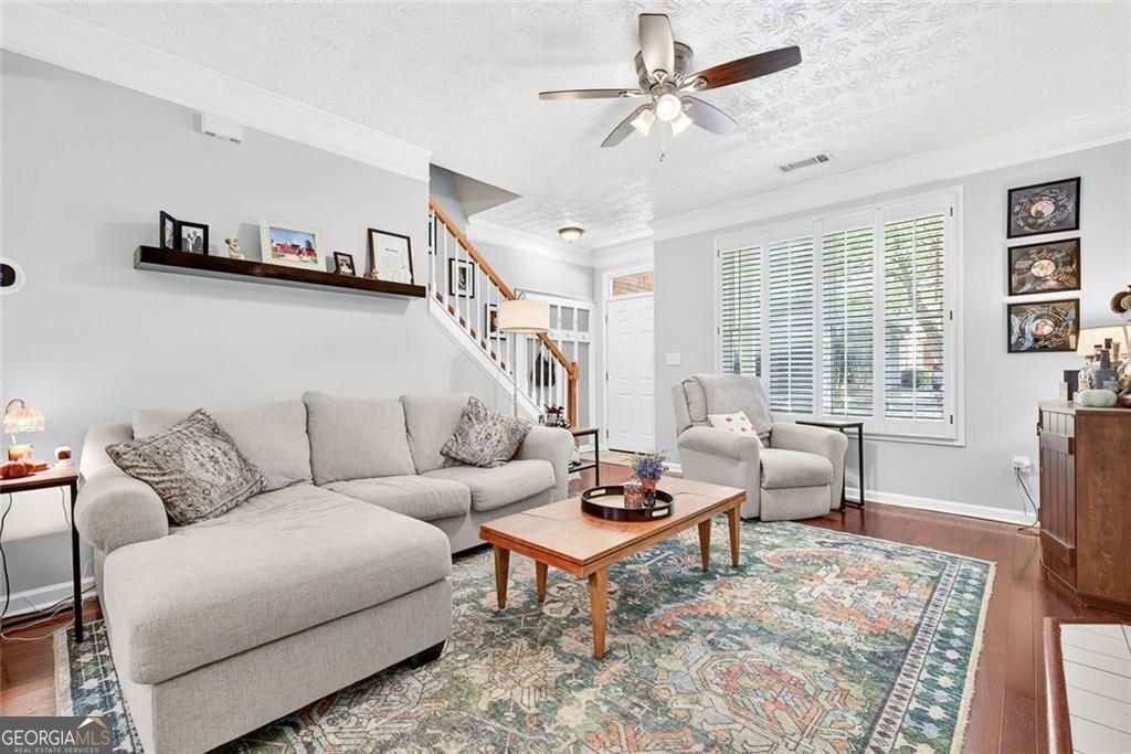 Marietta, Georgia 30062, United States, 3 Bedrooms Bedrooms, ,3 BathroomsBathrooms,Residential,Active,231345