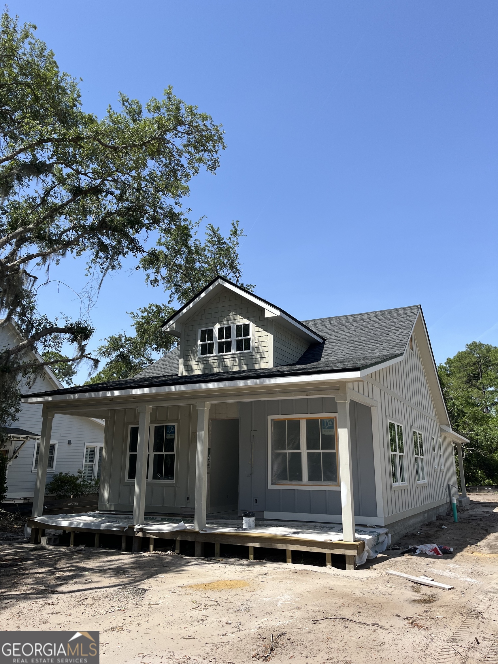 111 Mooring LN
