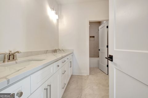 listing image 50