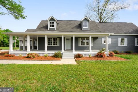 A home in Mcdonough