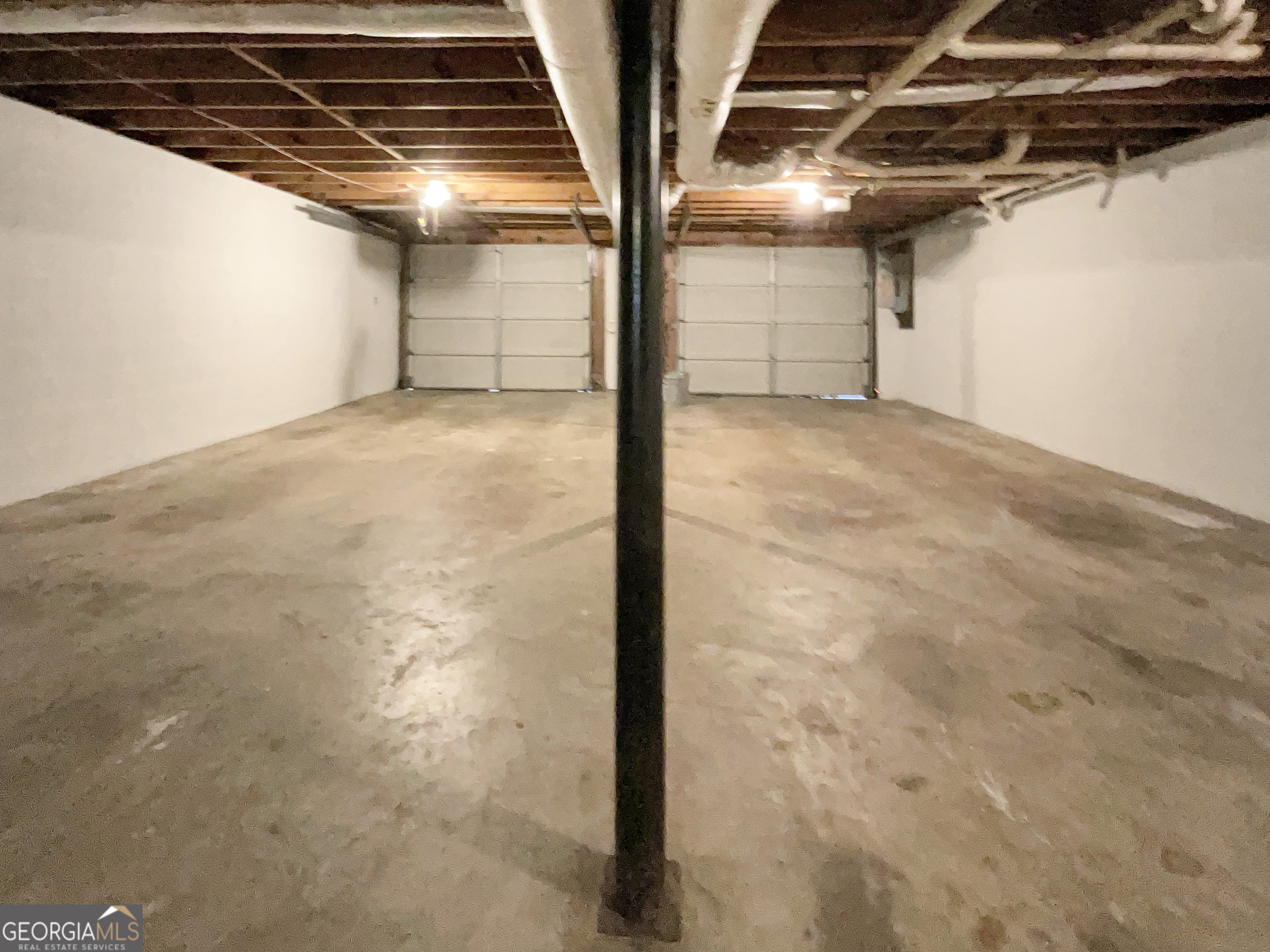 WOOD HOLLOW - Residential