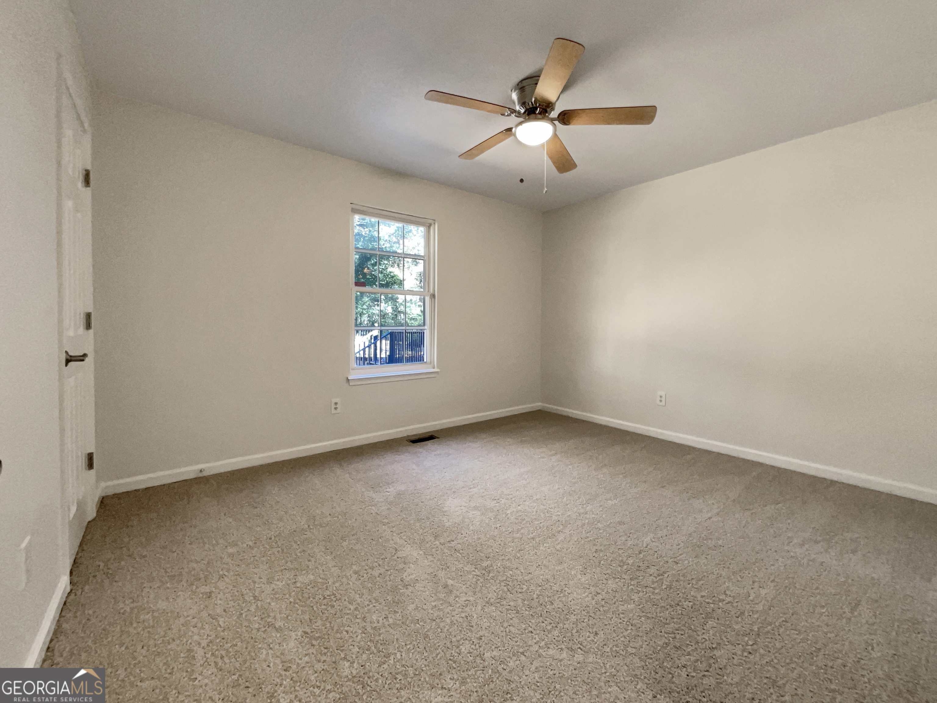 WOOD HOLLOW - Residential