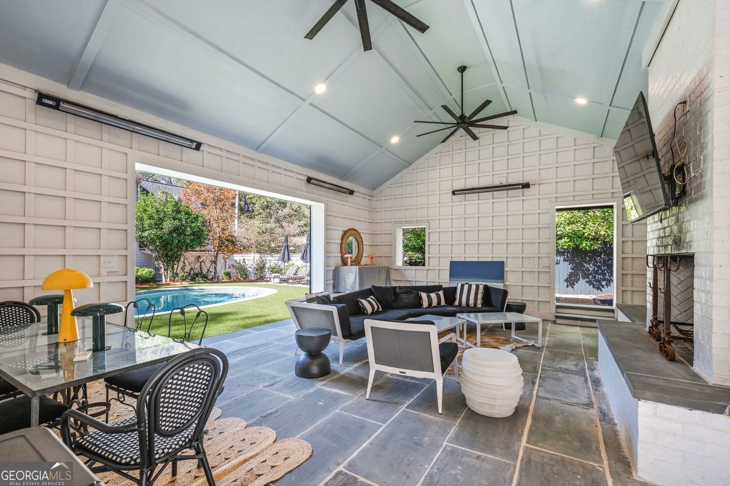 OAKTON - Residential