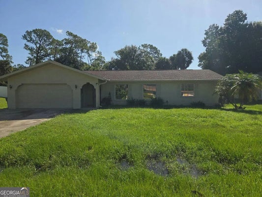 1052 SOMERSET ST, PORT CHARLOTTE, FL 33952 - Image eb8d58b7da6c2dca395a647db44a5f33/3695883256