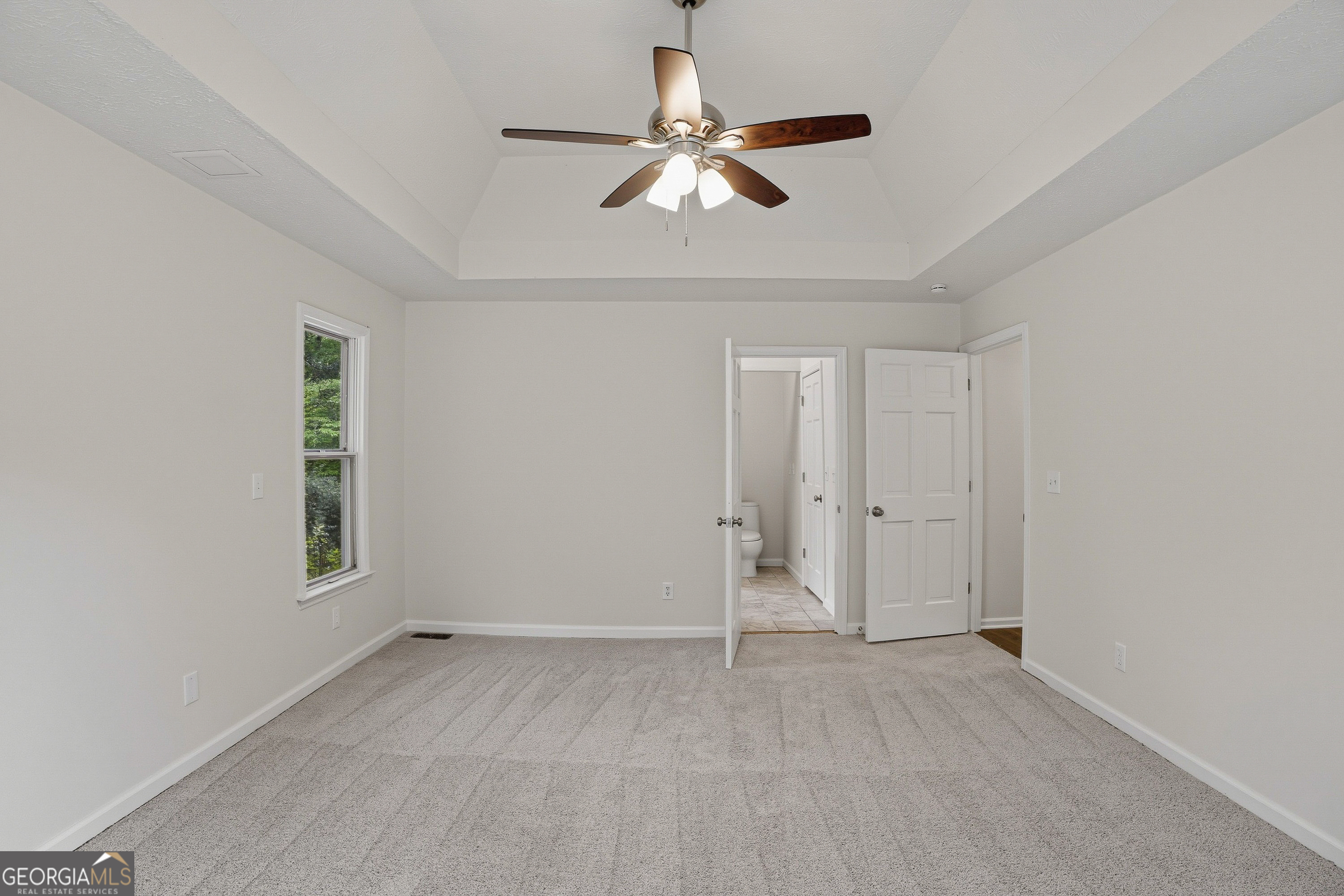 130 Seneca PL