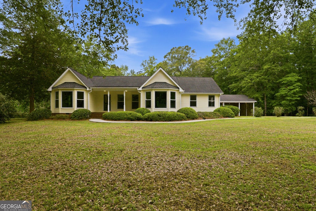 Photo of 130 Seneca Place, Fayetteville, GA 30215 (MLS # 10763033)