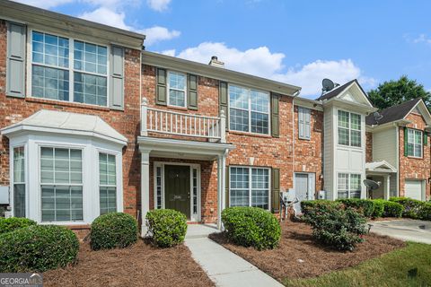Photo of 2846 Parkway Close, Lithonia, GA 30058 (MLS # 10646668)