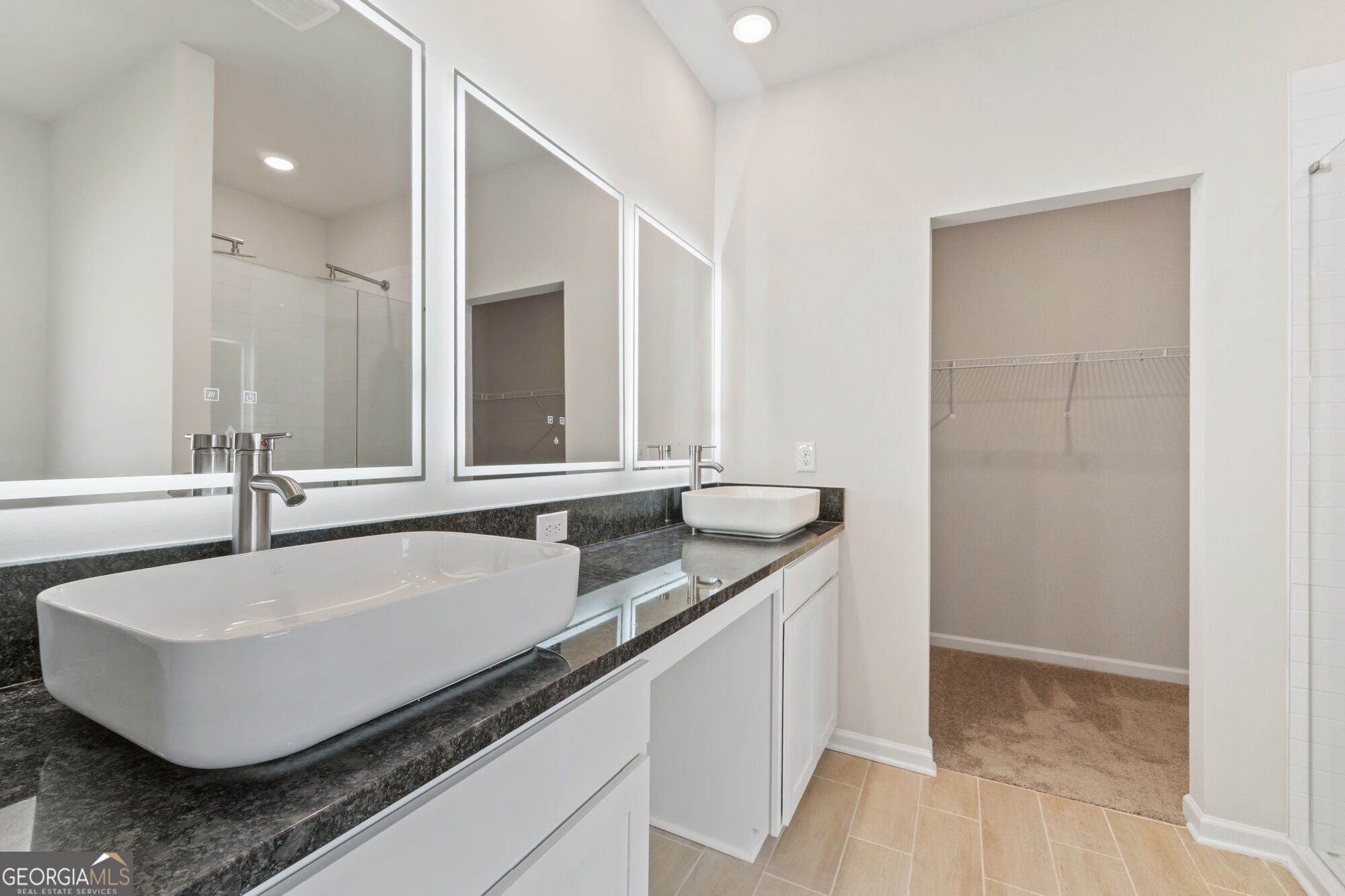 33 Faulkner CIR