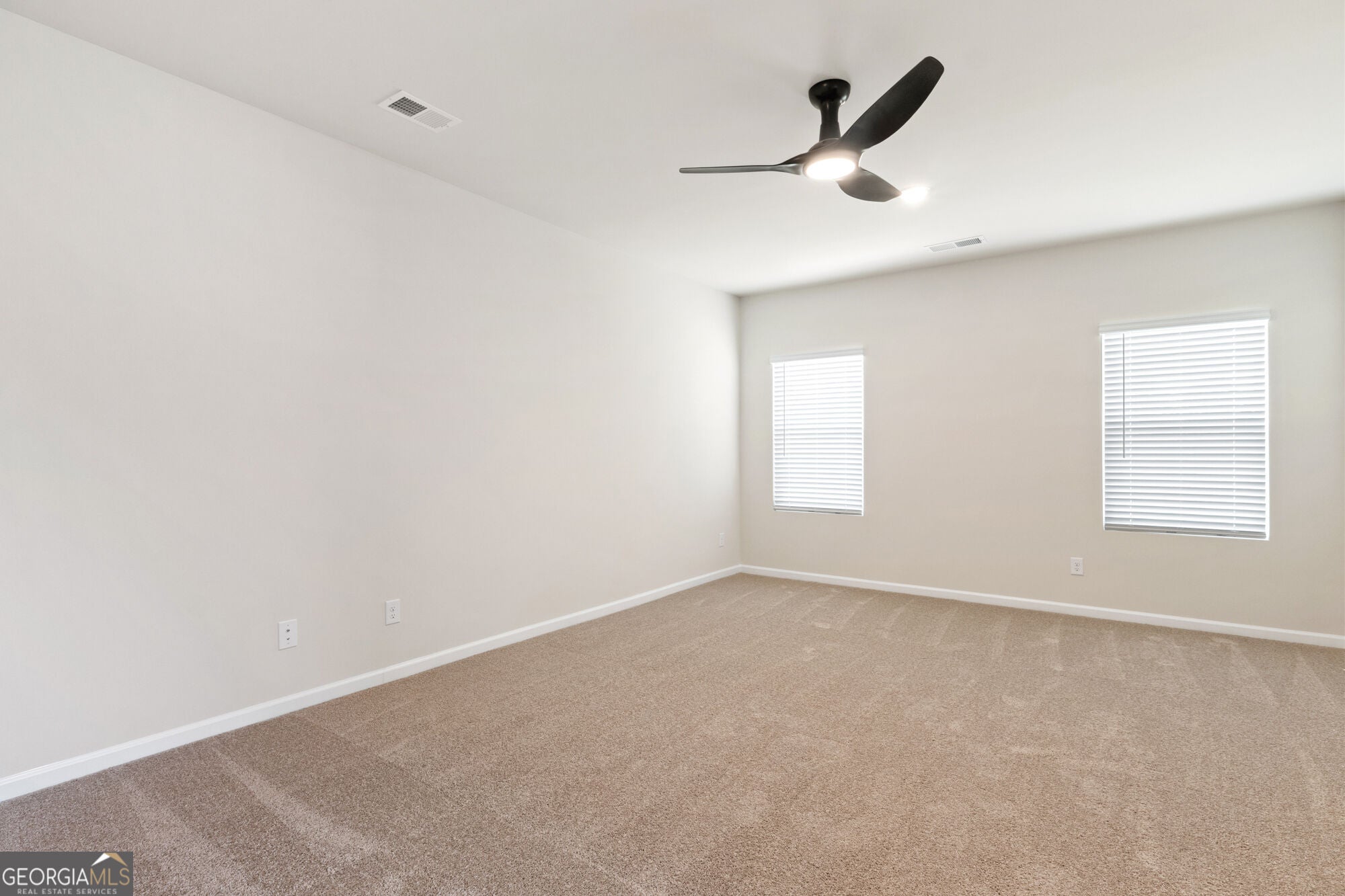 33 Faulkner CIR