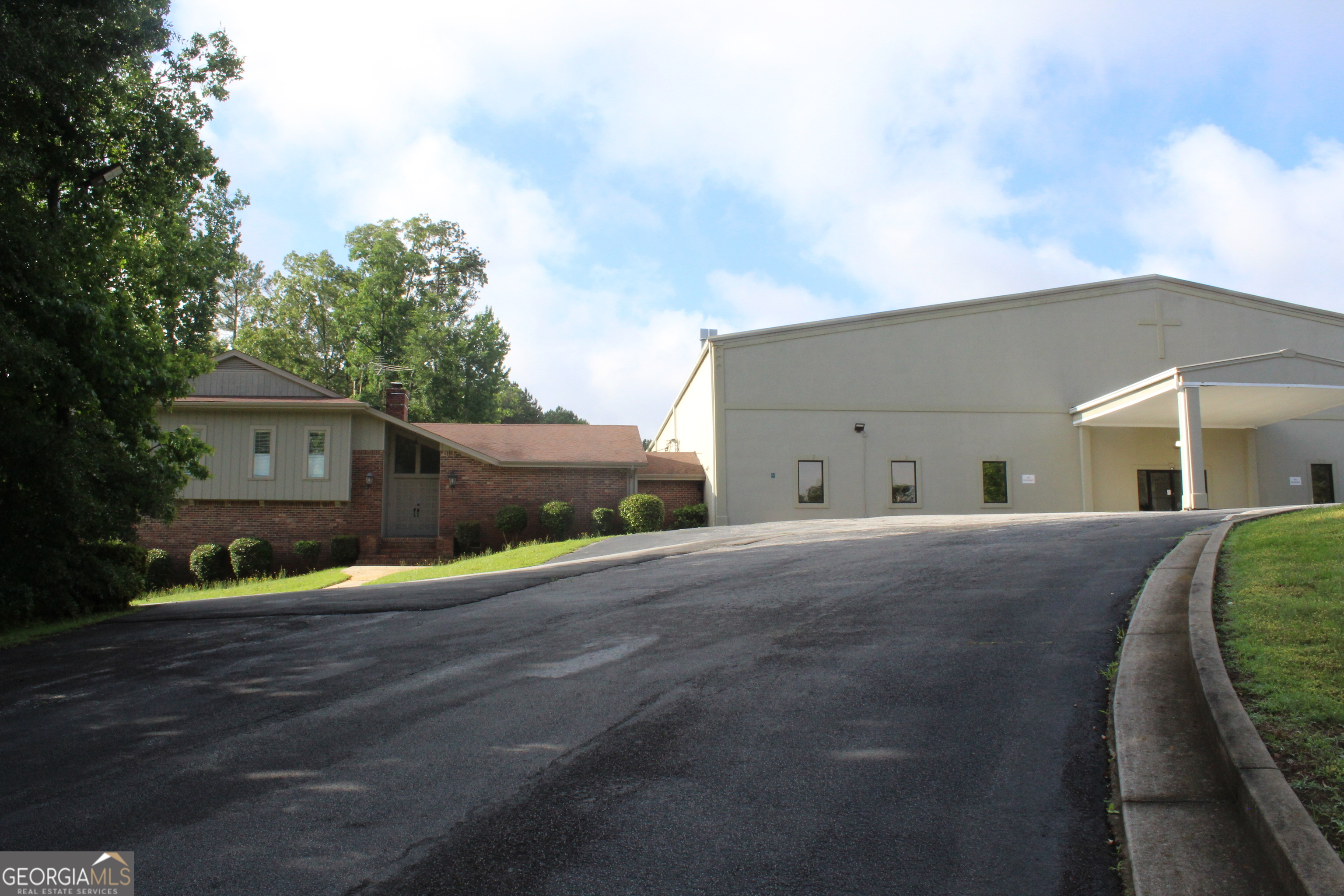 1207 McDonough RD