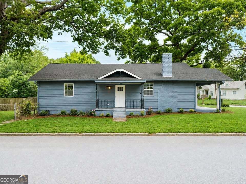 Photo of 726 Pearce Street SW, Atlanta, GA 30310 (MLS # 10835112)