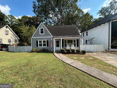 Photo of 1807 Dresden Drive, Brookhaven, GA 30319 (MLS # 10627090)